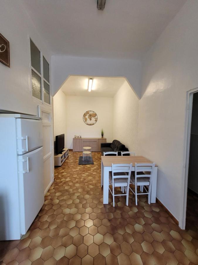 Adorable Maison En Plein Coeur Du Village. Бук-Бел-Ер Екстериор снимка